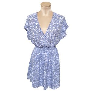 EUC Sienna Sky Periwinkle Floral Mini Dress